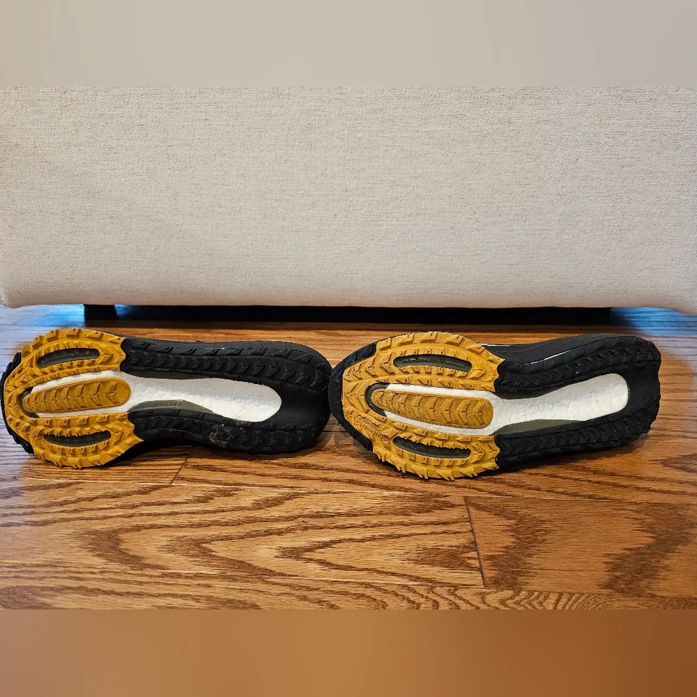 Adidas Womens' Ultra Boost Gore Tex Sneakers - Picture 5 of 5